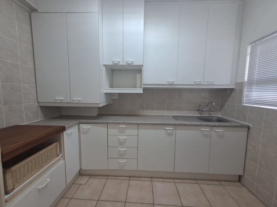 2 Bedroom Property for Sale in Baysville Eastern Cape